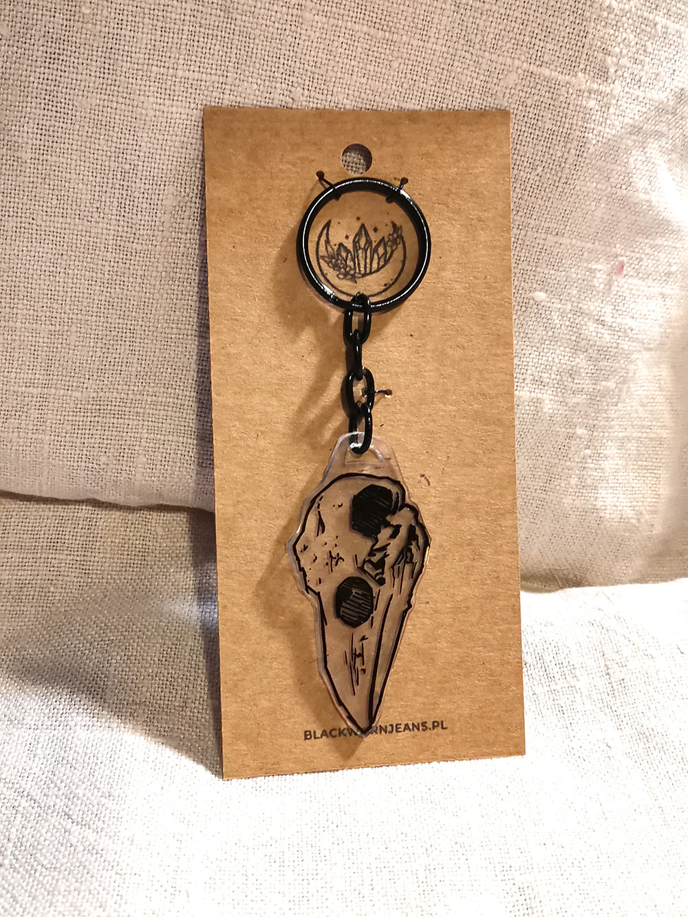 Breloczek z czaszką ptaka