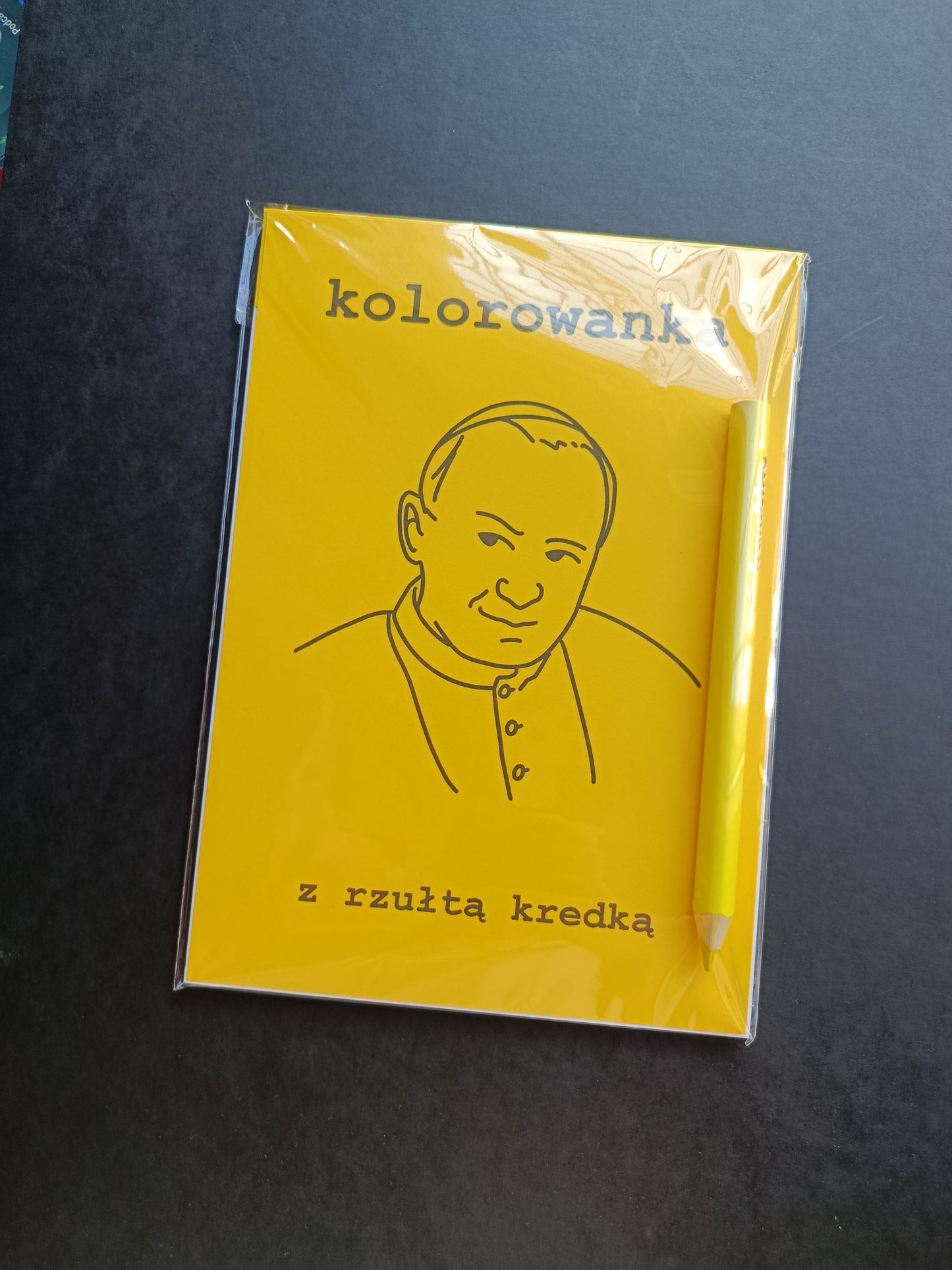 Kolorowanka z rzułtą kredką